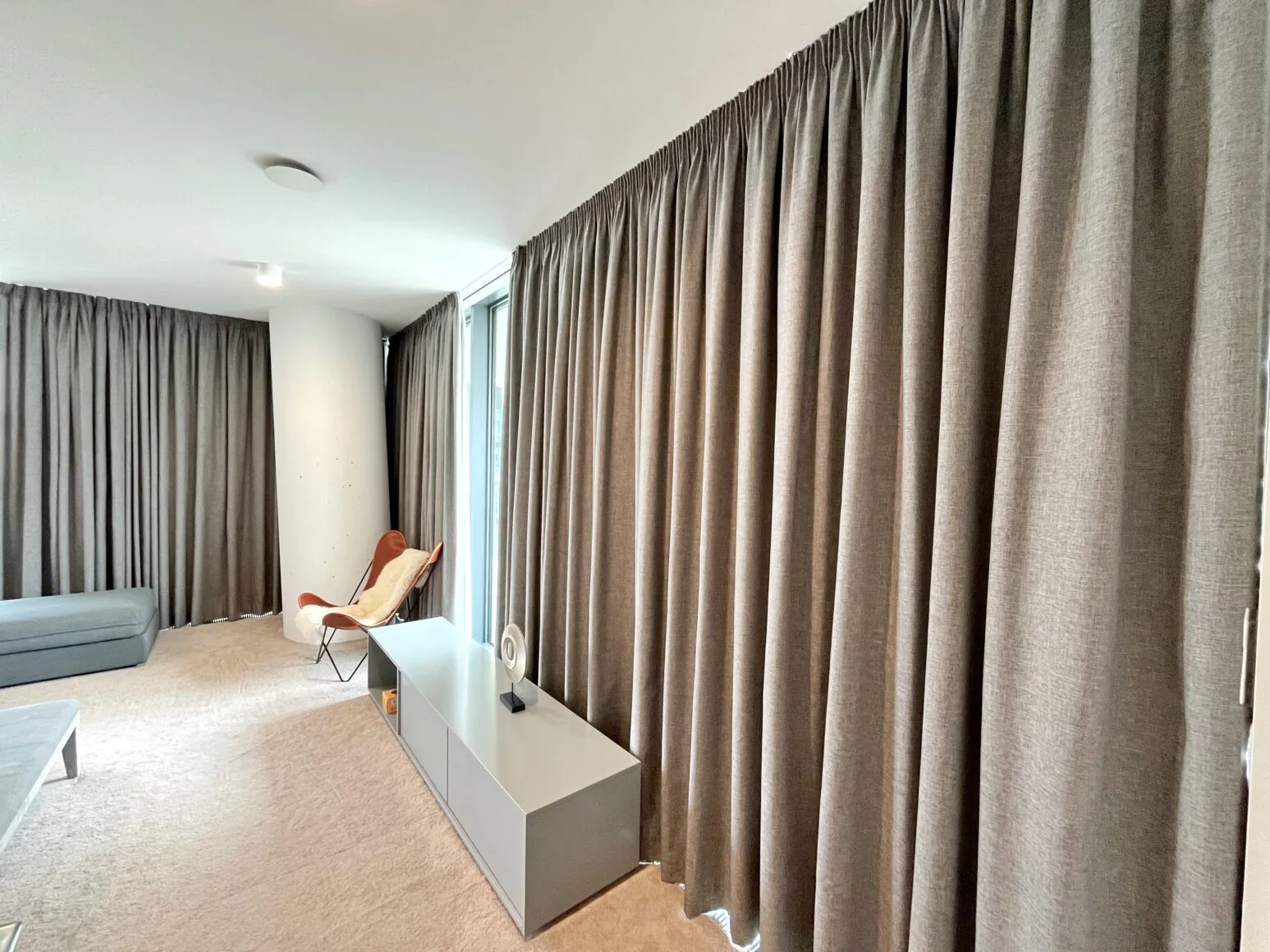 Termo závěsy do V-Tower