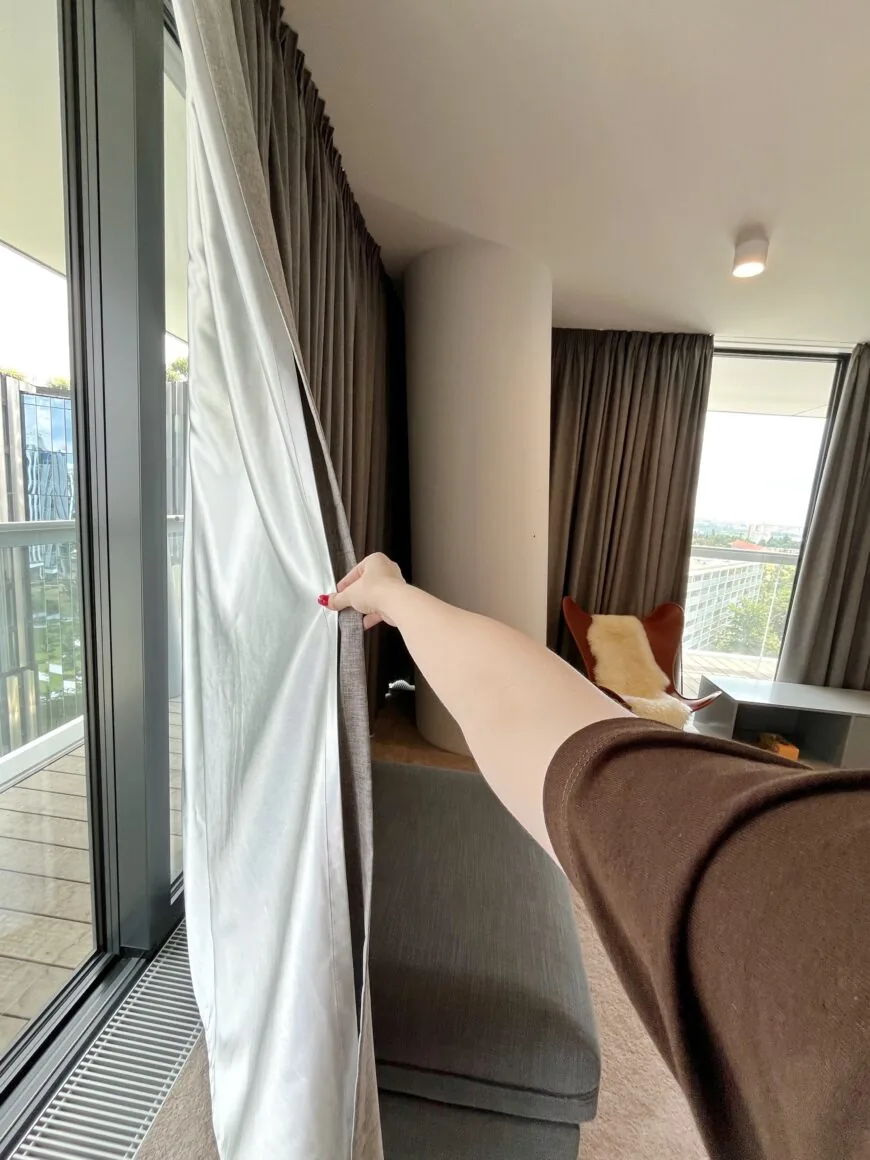 Termo závěsy do V-Tower