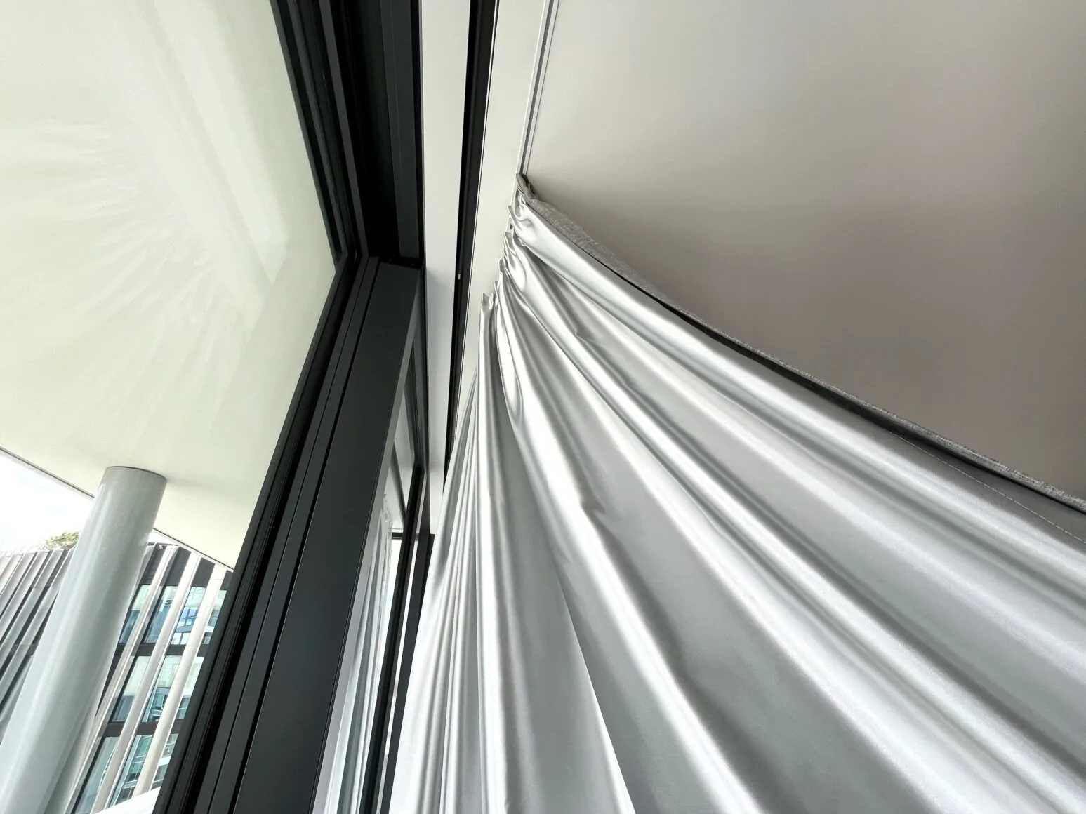 Termo závěsy do V-Tower