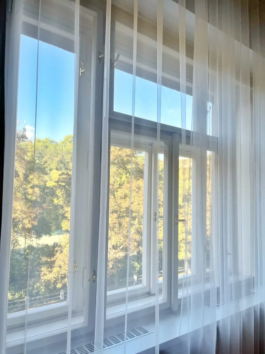 Wave závěsy do ložnice