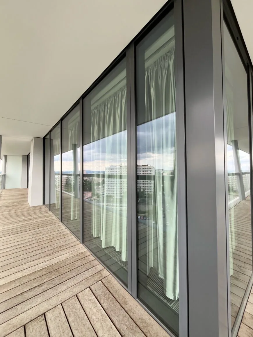 Termo závěsy do V-Tower